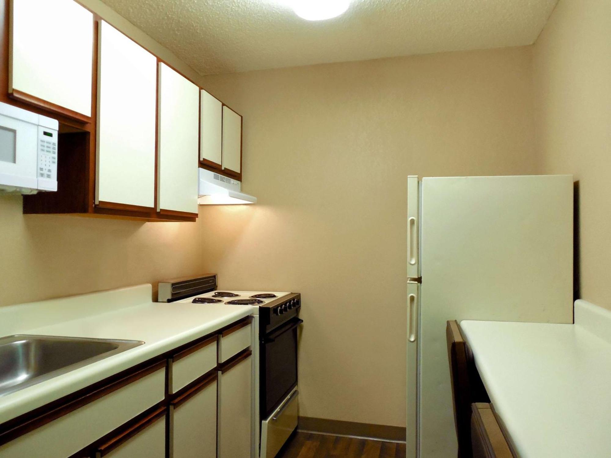 Extended Stay America Suites - Philadelphia - Airport - Bartram Ave Esterno foto